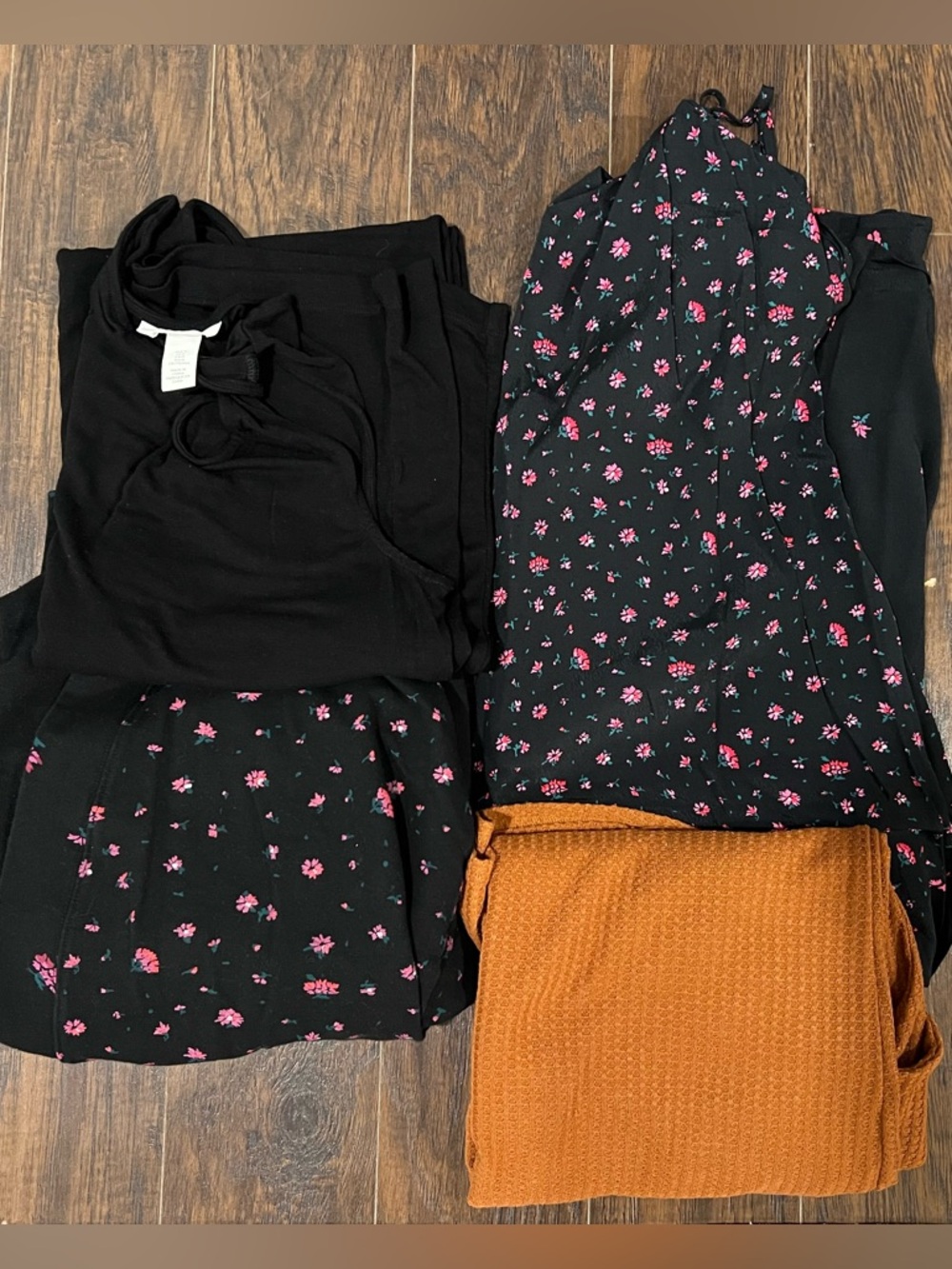 Fall Dress Maternity Bundle — size 6-8